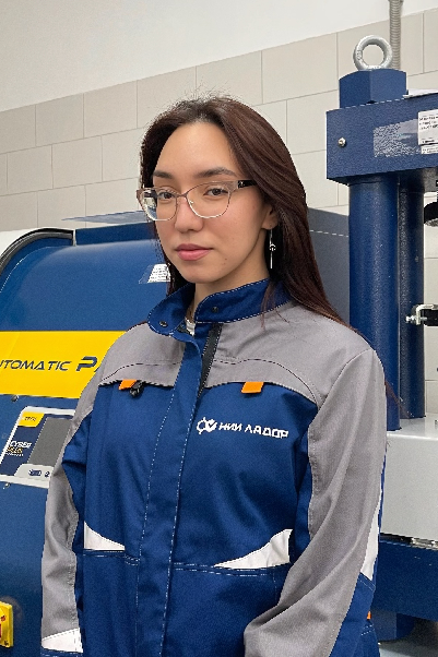 Ягудина Эльнара Ильсуровна Инженер-лаборант НИИ ЛАДОР