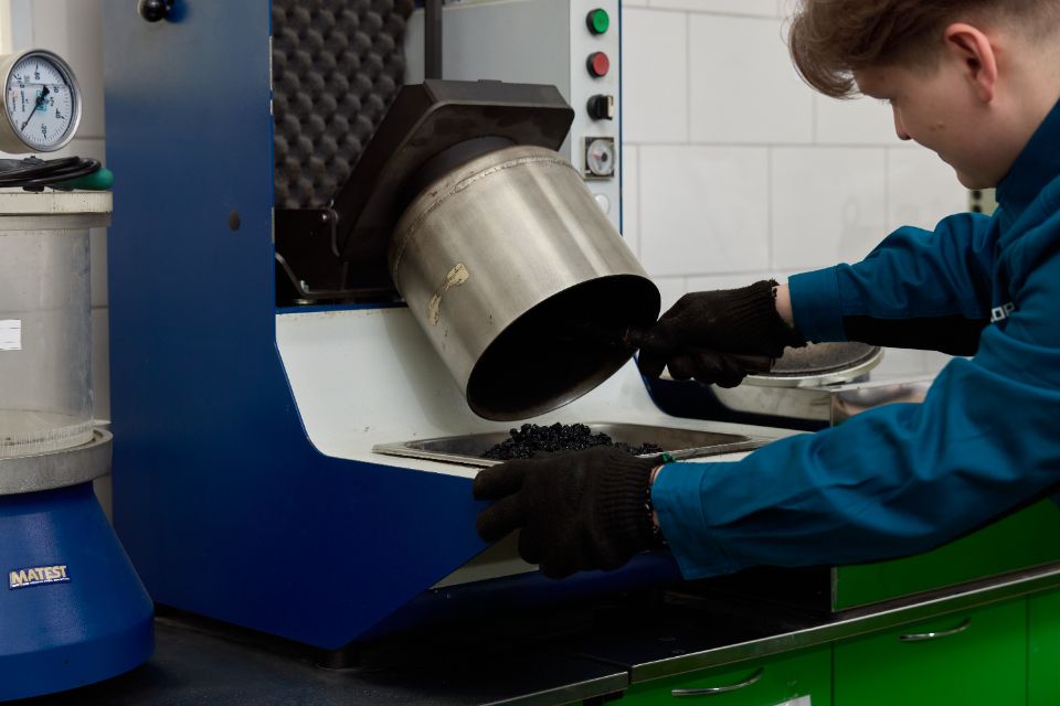 Измельчитель (гранулятор) асфальтобетонных образцов B007 (SuperPave)