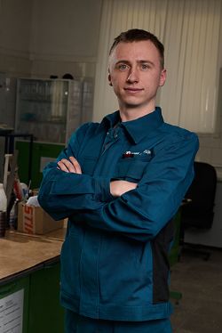 Истомин Евгений Анатольевич Инженер-лаборант НИИ ЛАДОР